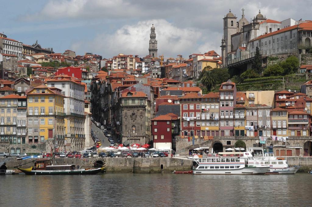 Oporto City And Beach Apartment Lavra Værelse billede